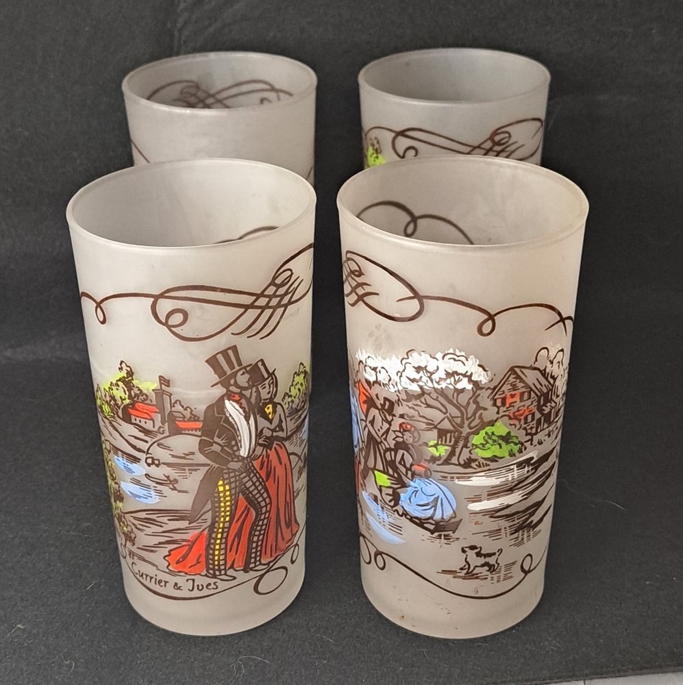 Vintage Currier & Ives Drinking Glass Tumbler British Scenes SET of 4